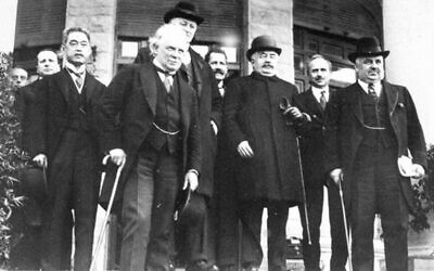 Delegates to the San Remo conference in Italy, 25 April 1920 (Wikipedia/ Source	eipa.eu.com via Jewish News)