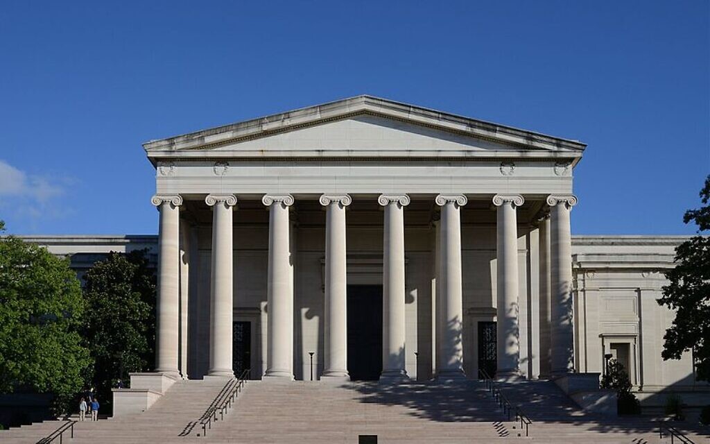 National Gallery of Art, Washington DC (Wikipedia/ Author	- Alvesgaspar / (CC BY-SA 4.0)  https://creativecommons.org/licenses/by-sa/4.0/legalcode Attribution-ShareAlike 4.0 International)
