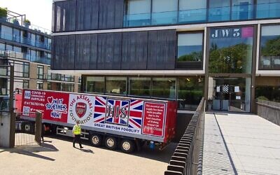 Foodbank delivery from Arsenal to JW3