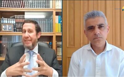 London Mayor Sadiq Khan speaking with Rabbi Schochet