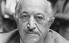 Simon Wiesenthal (Wikipedia/ Source	http://proxy.handle.net/10648/ad201a9c-d0b4-102d-bcf8-003048976d84 / 
Author: Rob Bogaerts / Anefo / CC0 1.0 Universal (CC0 1.0) Public Domain Dedication https://creativecommons.org/publicdomain/zero/1.0/legalcode)