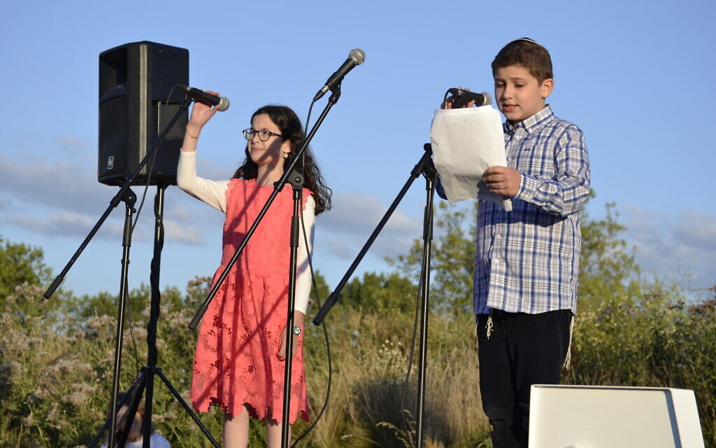 Menorah Foundation Students at the graduation event!