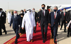 US President's senior adviser Jared Kushner (C), Israeli National Security Advisor Meir Ben-Shabbat (3-L) and US National Security Advisor Robert O'Brien (6-L) after arriving on Israeli flag carrier El Al's flight LY971 at the airport in Abu Dhabi, United Arab Emirates, 31 August 2020. Photo by: Amos Ben Gershom-GPO Via JINIPIX US President's senior adviser Jared Kushner (C), Israeli National Security Advisor Meir Ben-Shabbat (3-L) and US National Security Advisor Robert O'Brien (6-L) after arriving on Israeli flag carrier El Al's flight LY971 at the airport in Abu Dhabi, United Arab Emirates, 31 August 2020. Photo by: Amos Ben Gershom-GPO Via JINIPIX