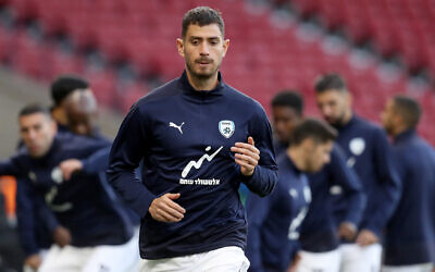 Israel's Nir Bitton warming up before the UEFA Nations League Group F match at Hampden Park, Glasgow. (Andrew Milligan - PA Wire/PA Images )
