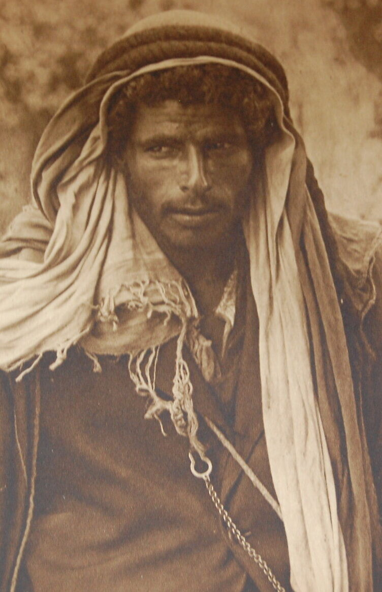 David Pearlman amassed an incredible collection of old postcards from the Holy Land spanning two centuries – and has now donated them all to the Jerusalem-based university