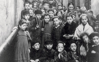 Jewish children pictured in Warsaw in 1897