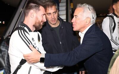 Sylvan Adams meeting Lionel Messi