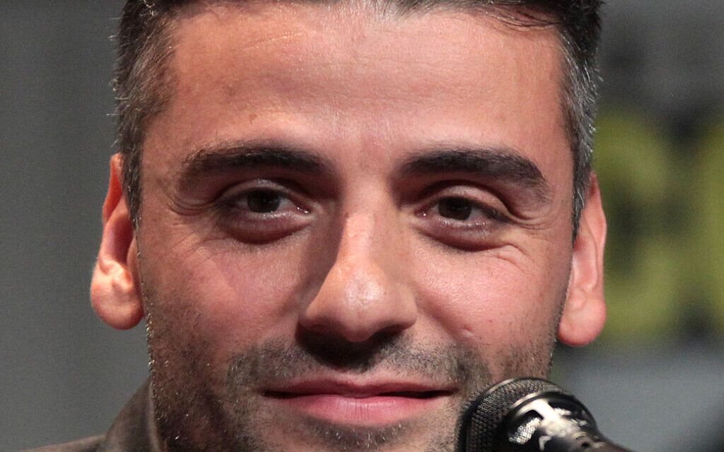 Oscar_Isaac (Wikipedia/Attribution: Gage Skidmore (Attribution-ShareAlike 3.0 Unported (CC BY-SA 3.0))