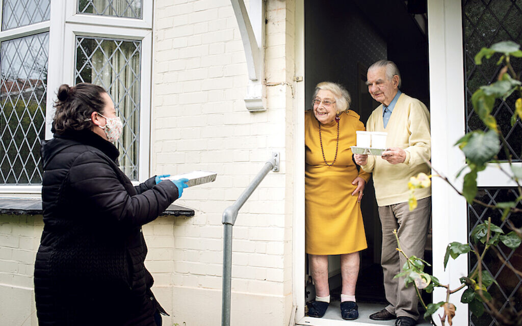 Jewish Care volunteers supporting elderly and vulnerable service users during the pandemic. 

(C) Blake Ezra Photography Ltd. 2020