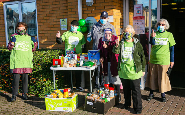 Ilford Federation during its Mitzvah Day collectathon!