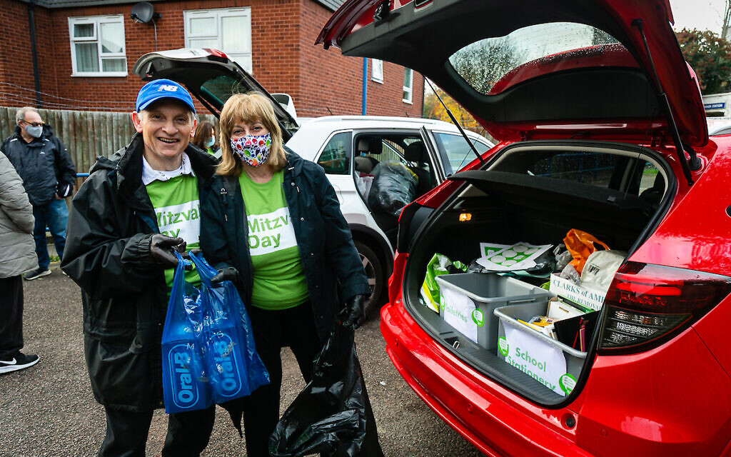 Pinner United Synagogue Goods for Good car park collection