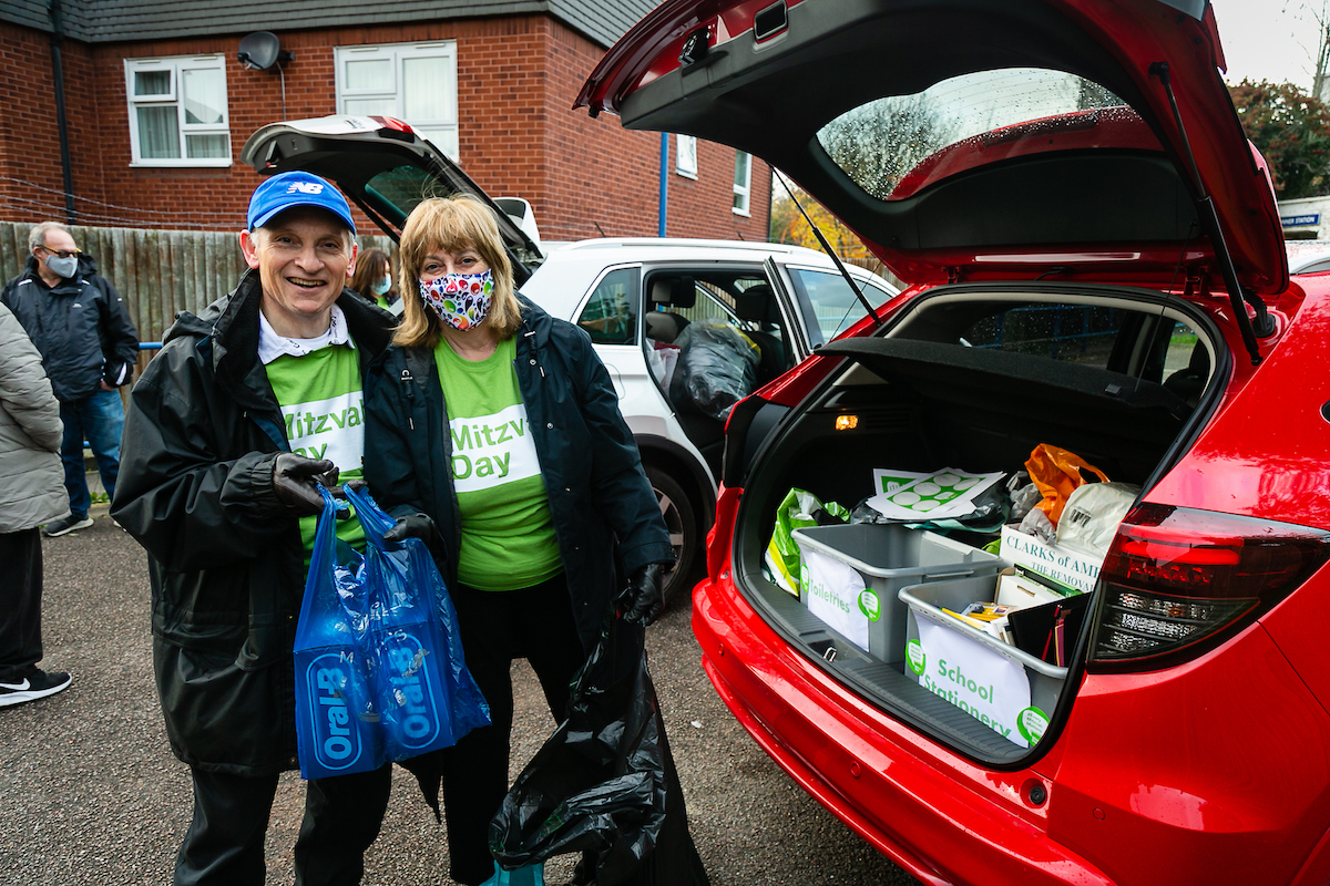 Pinner United Synagogue Goods for Good car park collection