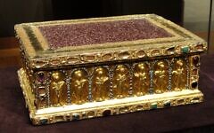Portable Altar of Countess Gertrude, shortly after 1038, from the Guelph Treasure, German, Lower Saxony, gold, enamel, porphyry, gems, pearls, niello (Cleveland Museum of Art)