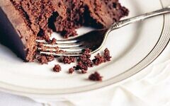 Cake. (Photo by Cristina Matos-Albers on Unsplash)