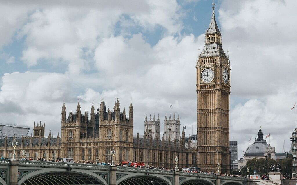 Houses of Parliament (Photo by Marcin Nowak on Unsplash)