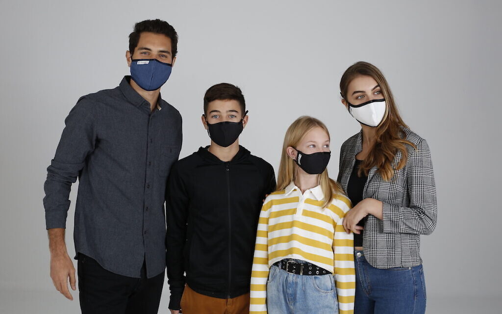 Models wearing the SonoMask