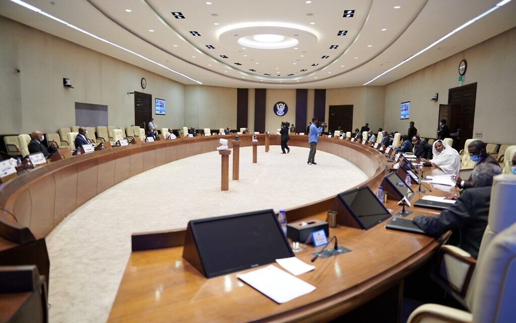 Sudan's cabinet meeting in April 2021, before the coup (Photo: @SudanPMO/Twitter)