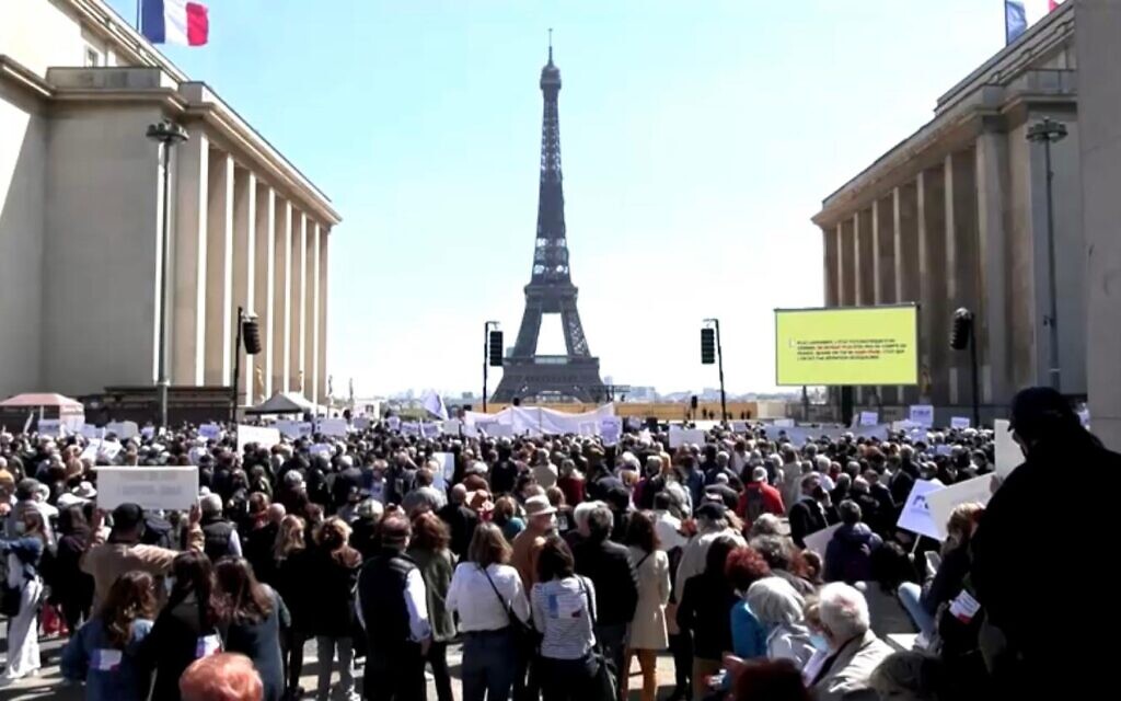 In Paris, thousands took to the streets to demand justice. (Photo: Reuters)