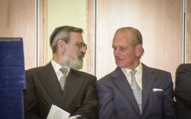 Prince Philip in conversation with former Chief Rabbi Lord Sacks at Hertsmere Jewish Primary (Credit: David Katz)