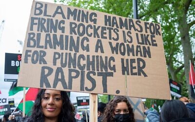 Protesters gathered to demonstrate against Israel in Hyde Park. They are calling on the UK government to put pressure on Israel to stop such actions and implement sanctions. Credit: Avpics/Alamy Live News
