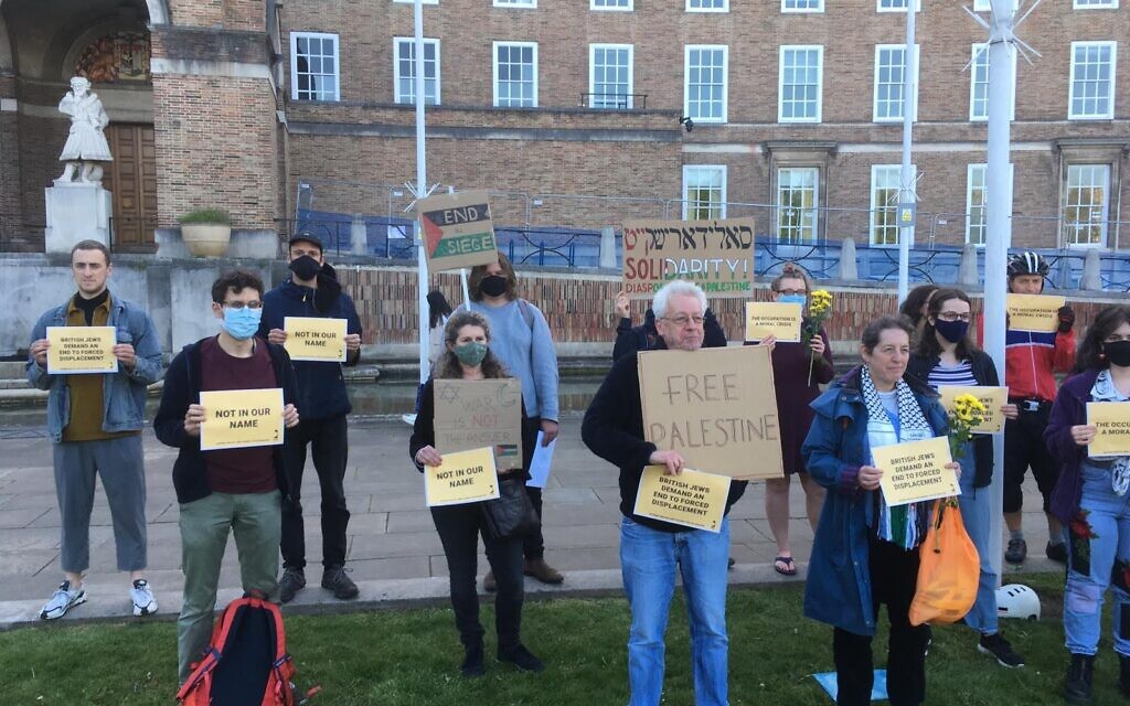 Na'amod protest in Bristol