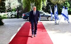 Yair Lapid arrives at the Israeli president's residence (Photo: Beit HaNasi) Yair Lapid arrives at the Israeli president's residence (Photo: Beit HaNasi)