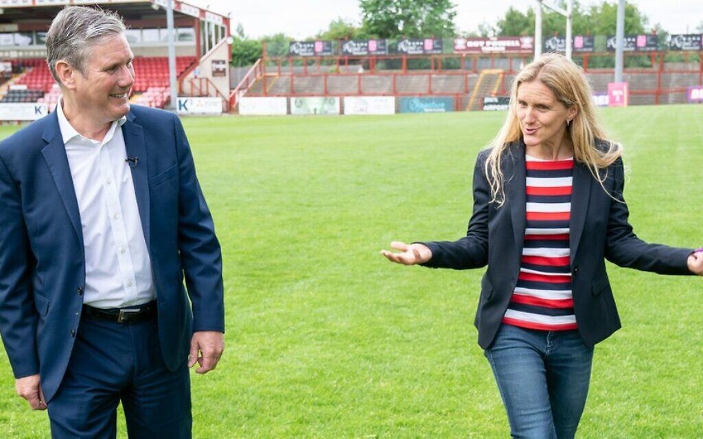 Keir Starmer with Labour's Batley and Spen candidate Kim Leadbeater.