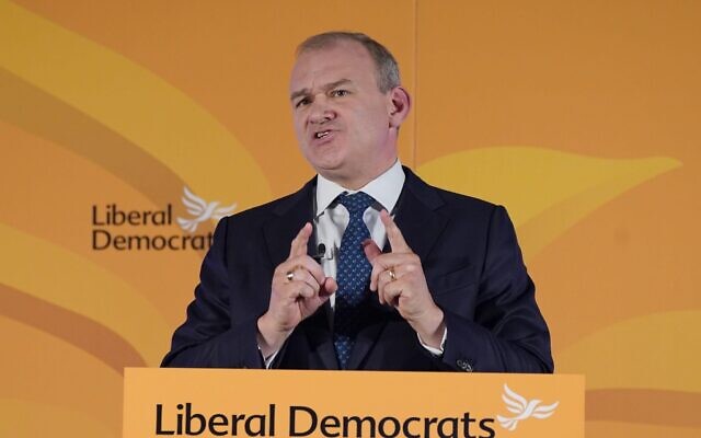 Liberal Democrat leader Sir Ed Davey giving his keynote address at One Canada Square in east London, to his party's annual Lib Dem conference which is being held virtually this year.