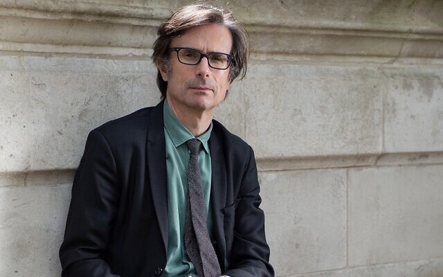 Political journalist Robert Peston