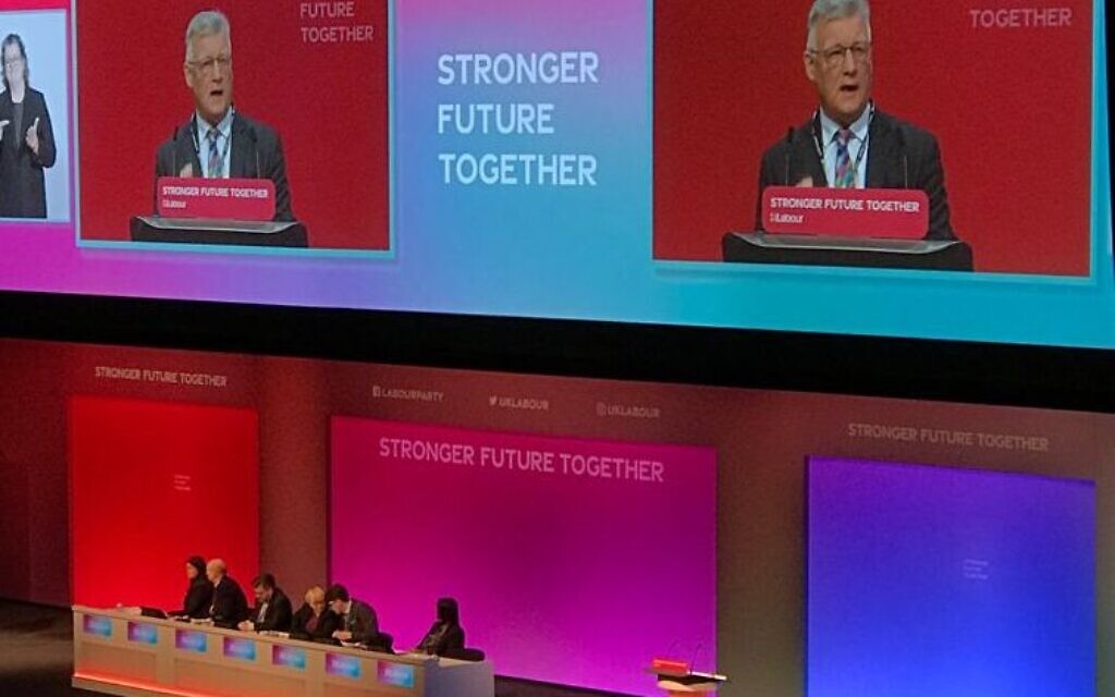 Steve McCabe speaking at conference