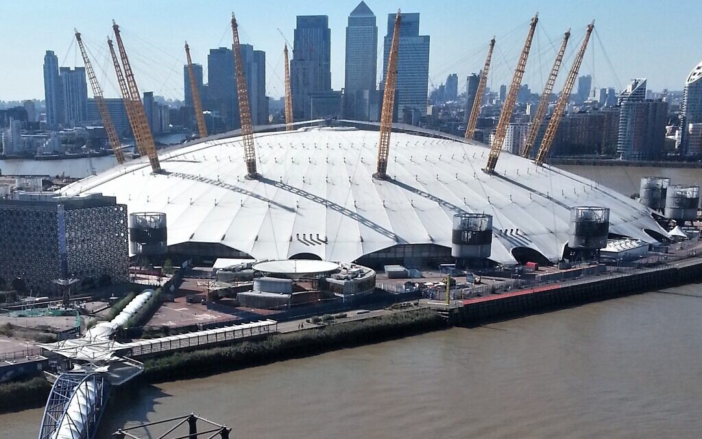 02 Arena London (Wikipedia/Author Danesman1 / Attribution-ShareAlike 3.0 Unported (CC BY-SA 3.0)  https://creativecommons.org/licenses/by-sa/3.0/legalcode)