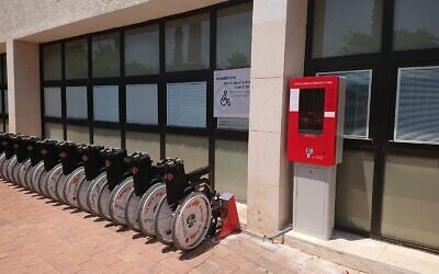 An example of the wheelchair docking system in Israel (Image: Wheelshare)