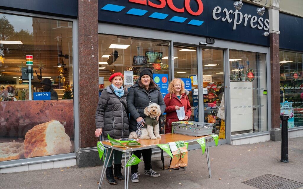 Hampstead Synagogue collections outside supermarkets Hampstead Synagogue collections outside supermarkets