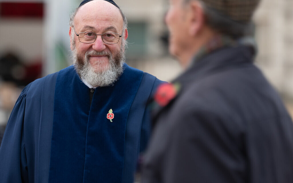 Chief Rabbi Mirvis at the Ajex parade (Credit: David Lake)