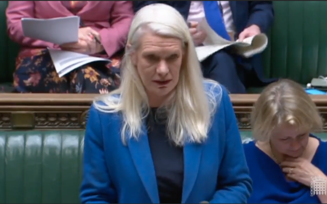 Amanda Milling answering a question in the Commons