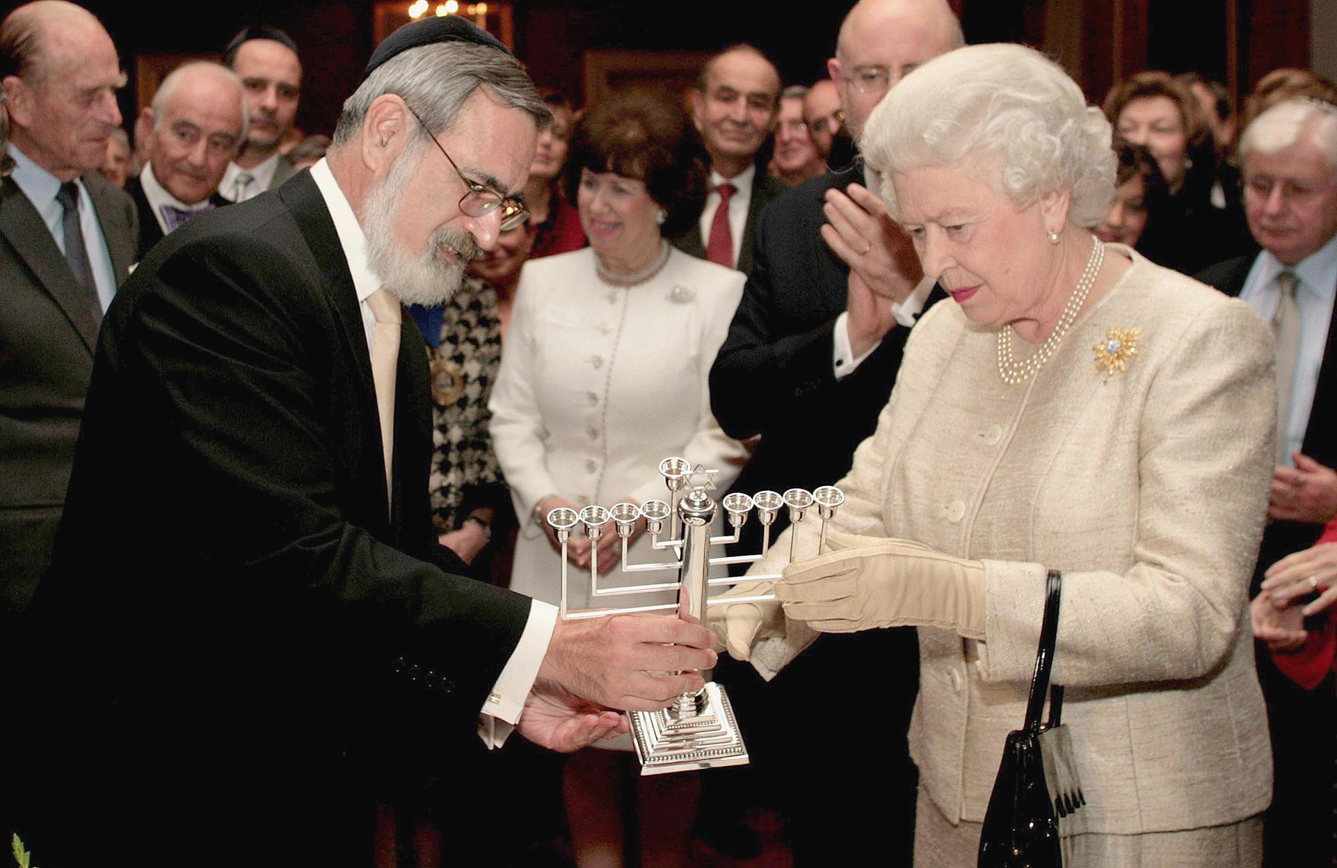 Is 'meet the Queen' on your bucket list? | Jewish News