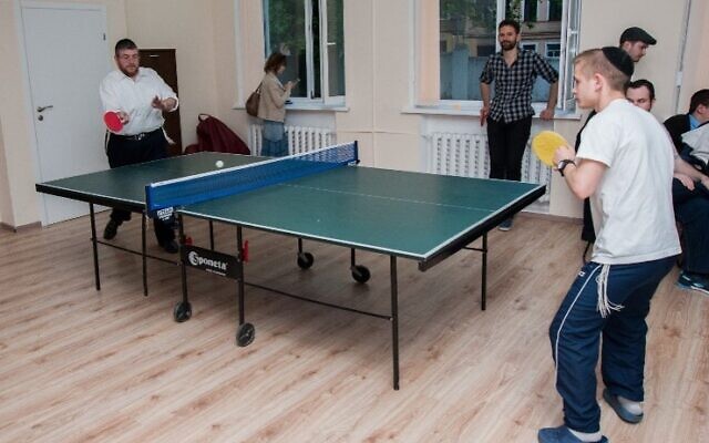 Tikva boys play table tennis