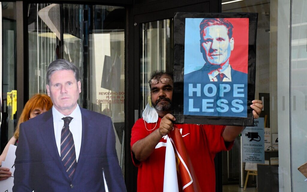 2G8G08N Labour Party since the Jeremy Bernard Corbyn leadership. The party is to divide. If the Labour Party bans left-wing members. Labour has no chance of beating the Tories and I believe the Tories will continue to govern the U.K. for 100 years for a true democratic authoritarian outside Labour Party Head Office on 20 July 2021, London, UK. Credit: Picture Capital/Alamy Live News