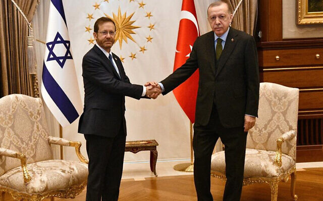 Israeli President Isaac Herzog meeting with Turkish President Recep Tayyip Erdoğan at the Presidential Complex in Ankara, 9 March, 2022. (GPO/Haim Zach