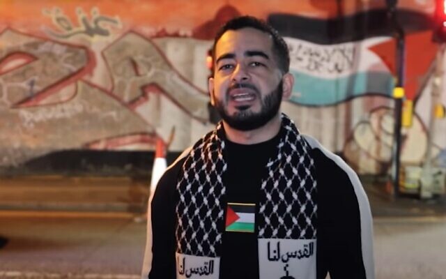 Ambassador performs in the video for his song Free Palestine 2 (Gaza Under Attack) (YouTube)