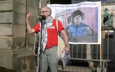 Activist Pete Gregson speaks at a rally held outside the City Chambers on Edinburgh’s High Street on 23 March, promoting his Twinning Edinburgh with Gaza City petition. (YouTube)