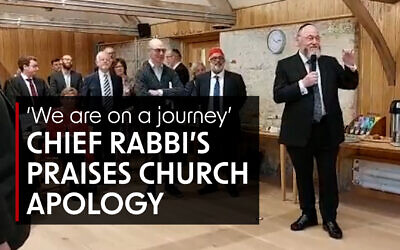 Chief Rabbi Ephraim Mirvis speaking in Oxford (Photo: @chiefrabbi/Twitter)