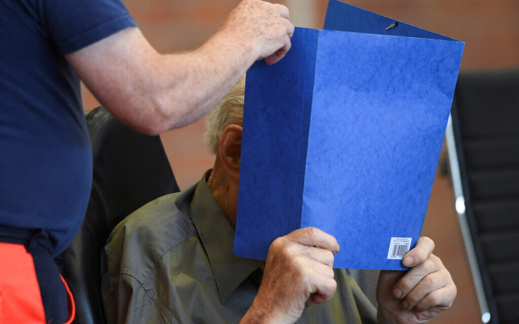 A 101-year-old former security guard of the Sachsenhausen concentration camp appears in the courtroom before his trial verdict at the Landgericht Neuruppin court, in Brandenburg (Photo: Reuters/Annegret Hilse)