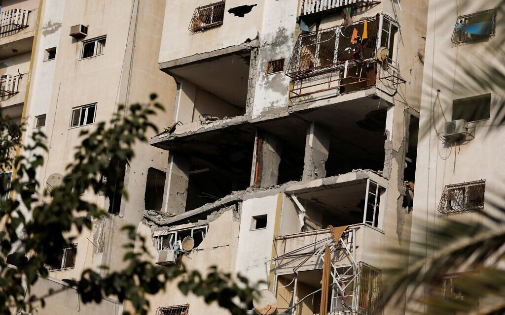 A damaged building where Tayseer al-Jaabari, a senior commander of Islamic Jihad militant, was killed during Israeli strikes in Gaza City on August 5 (Photo: Reuters/Ibraheem Abu Mustafa)
