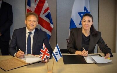 Grant Shapps, in his former role as transport minister,  signs partnership with his then Israeli counterpart Merav Michaeli  as Israel builds their £33bn Tel Aviv metro