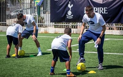 The Spurs stars, who included Eric Dier, Matt Doherty and Ryan Sessegnon as well as Spurs Global Ambassador Ledley King, visited a tournament, for Jewish and Arab primary school-age children from Jerusalem, Rehovot, Petach Tikva and Taibeh.