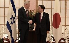 Israeli defence minister Benny Gantz was in Tokyo this week to sign the deal with the Japanese government (Photo: Ariel Hermoni (IMOD))