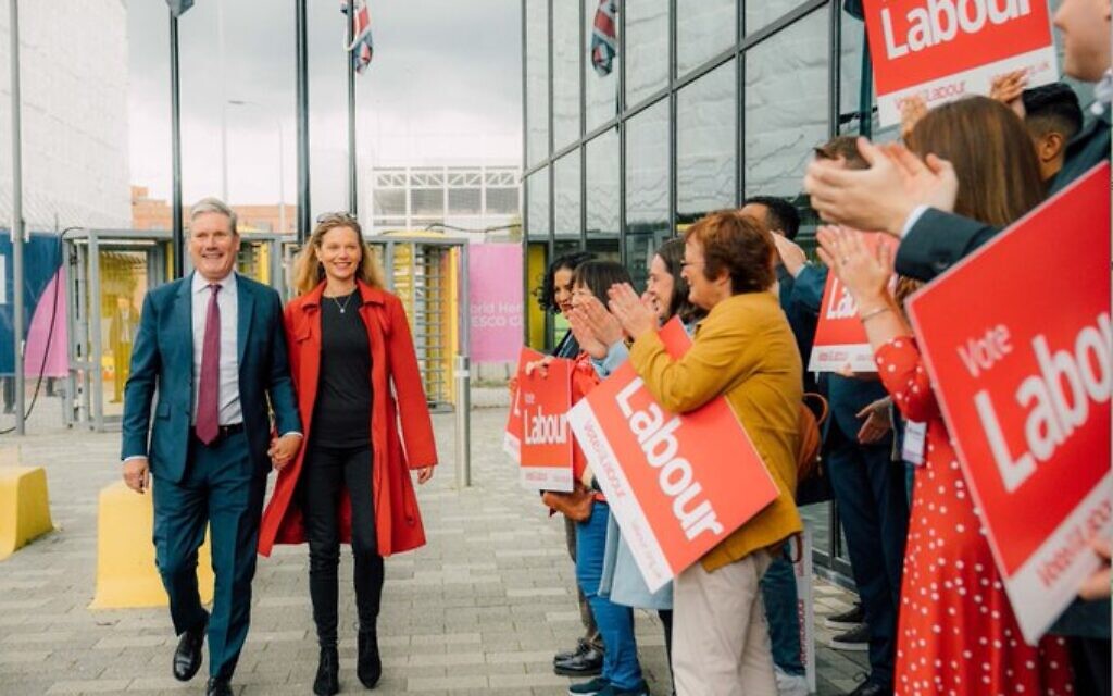 Labour leader Keir Starmer and his wife Victoria arrive in Liverpool for the start of the party's 2022 annual conference