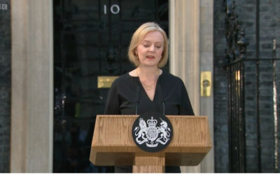 PM Liz Truss pays tribute to the Queen outside Downing Street