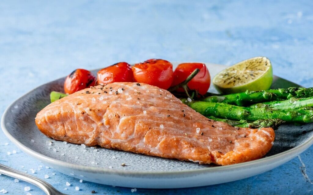 Vegan salmon